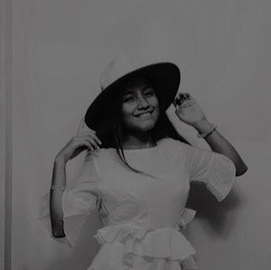 Meet your Posher, Jenifer